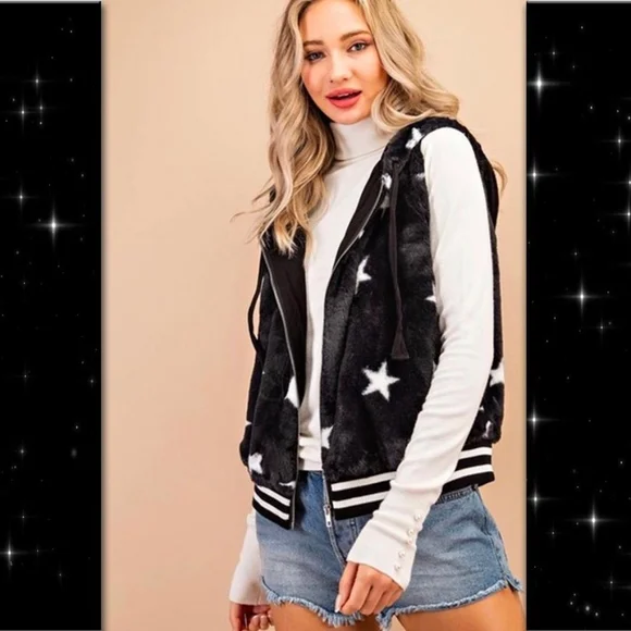 BLACK FAUX FUR STAR PRINT ZIP UP HOODED VEST - Picture 4 of 12